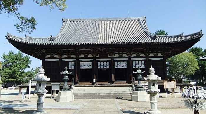 鶴林寺の本堂